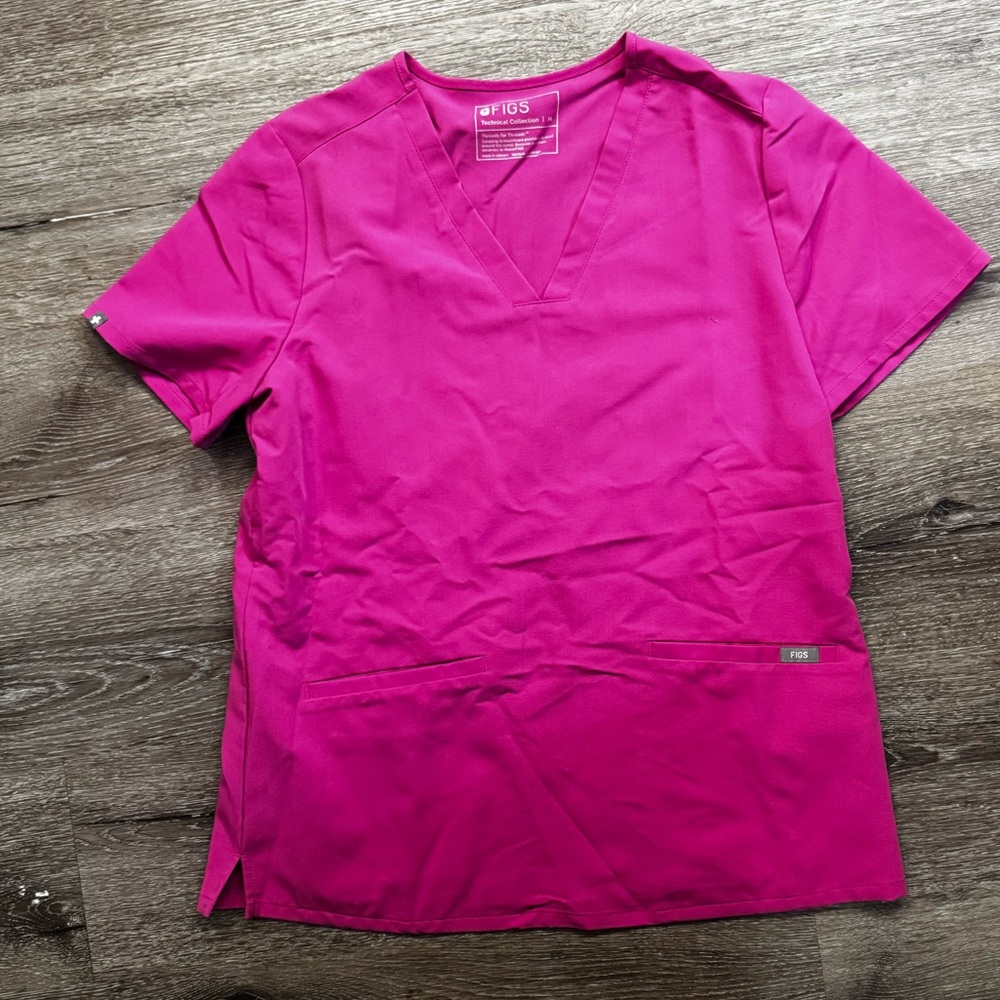 Figs Women's Casma Pink Short Sleeve Top size M